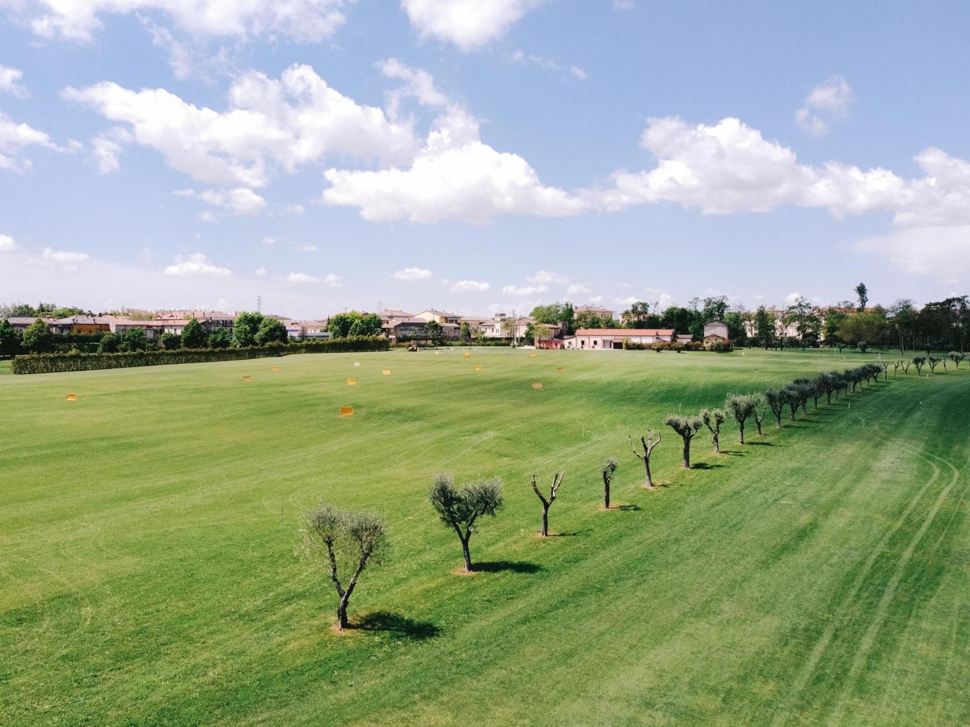 Locanda Golf Musella سان مارتينو بون ألبرغو المظهر الخارجي الصورة